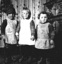 von links nach rechts: Jierde Willi, Strohte Erna, Jierde Erna